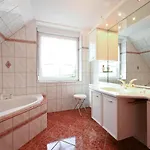 Haus Johanna 度假居 马尔乔